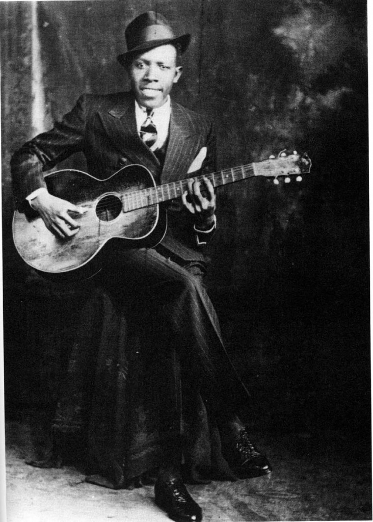 El guitarrista de blues Robert Johnson