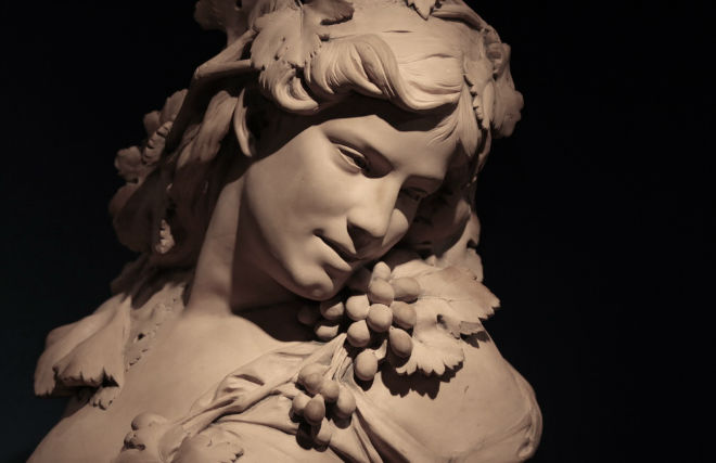 busto estatua mujer vivanco