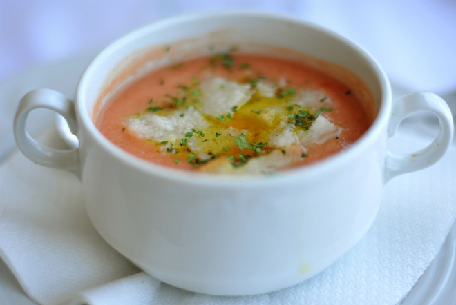 gazpacho cup croutons cold soup