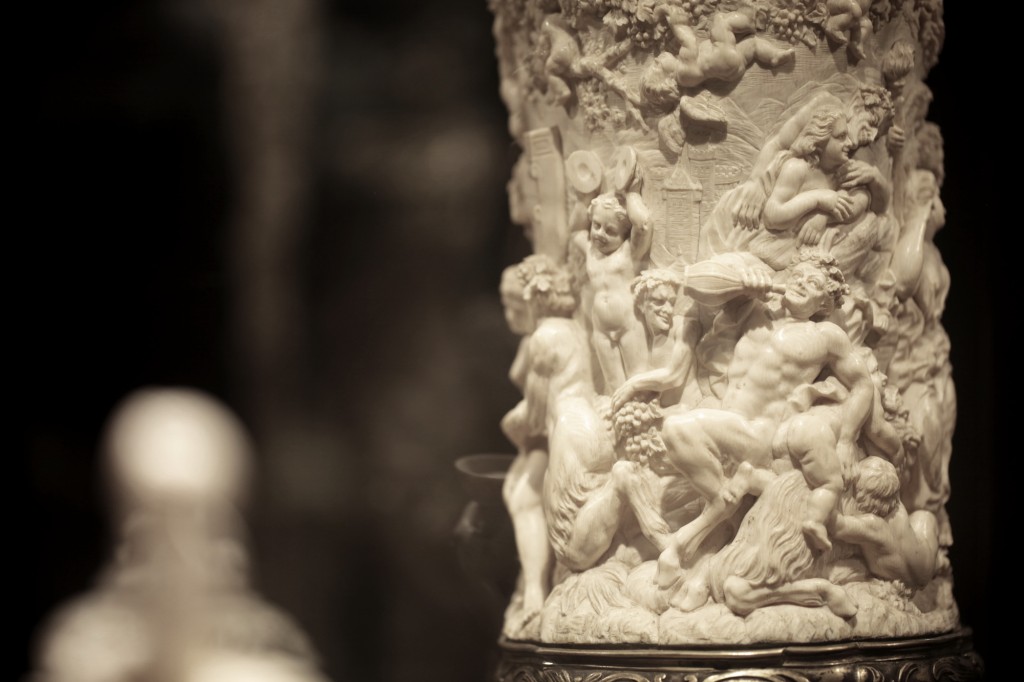 columna griega marmol vino